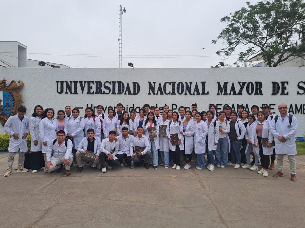 Estudiantes de Biotecnología de la UNIFSLB visitan la Facultad de Ciencias Biologicas de la UNMSM