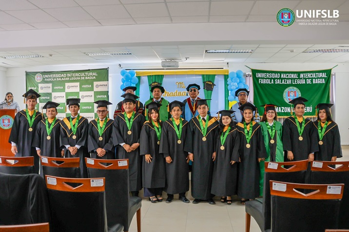 La UNIFSLB celebra la ceremonia de colación de grados académicos de Bachiller en Ingeniería Civil y Biotecnología