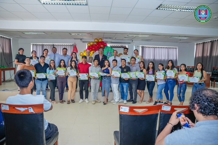 RECONOCIMIENTO A LA EXCELENCIA Y EL ARTE INTERCULTURAL EN LA UNIFSLB