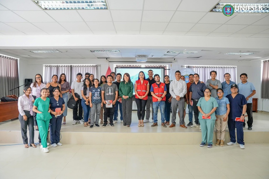 ¡Impulsando el futuro profesional de nuestros egresados y estudiantes!