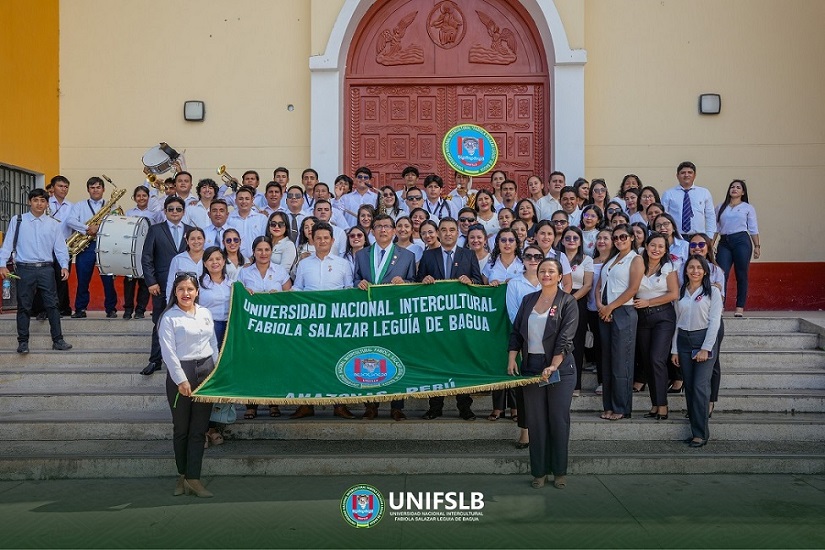 ¡Orgullo UNIFSLB en el desfile cívico por el 204.º aniversario patrio!