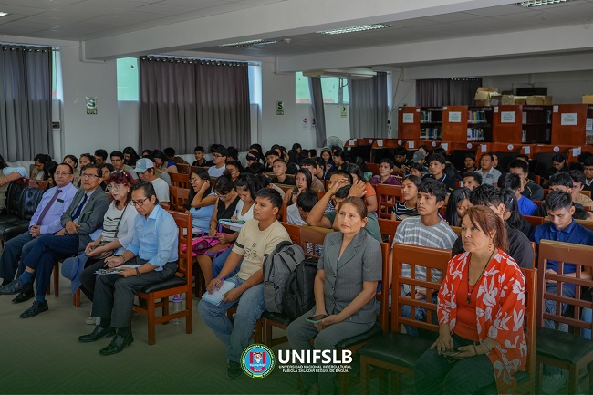 Jornada intercultural sobre historia del pueblo Awajún y derecho indígena se desarrolla con éxito en la UNIFSLB