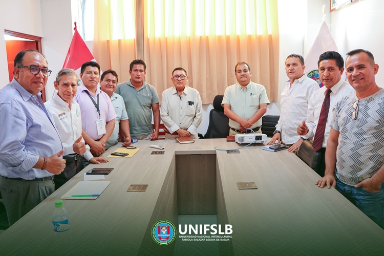 UNIFSLB sostiene reunión con autoridades del C.P. Nuevo Seasmi para posible donación de terreno